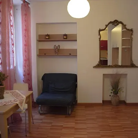 Apartment La Giara Del Centro *
